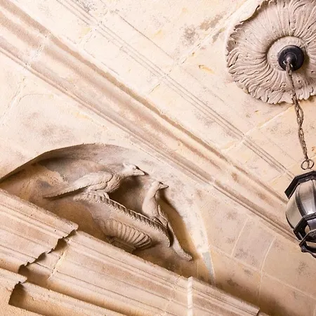 Collection - St Pauls شقة